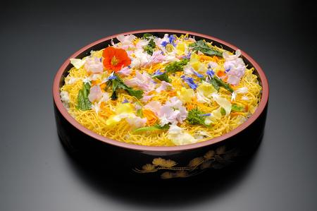 花のチラシ寿司